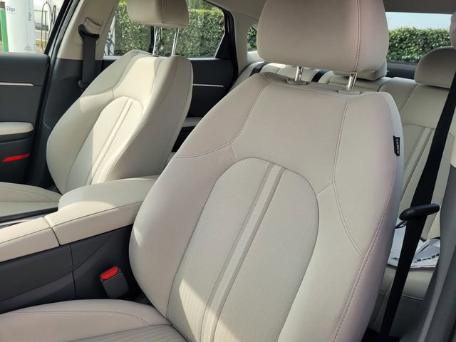 Used 2025 Hyundai Sonata SEL image 12