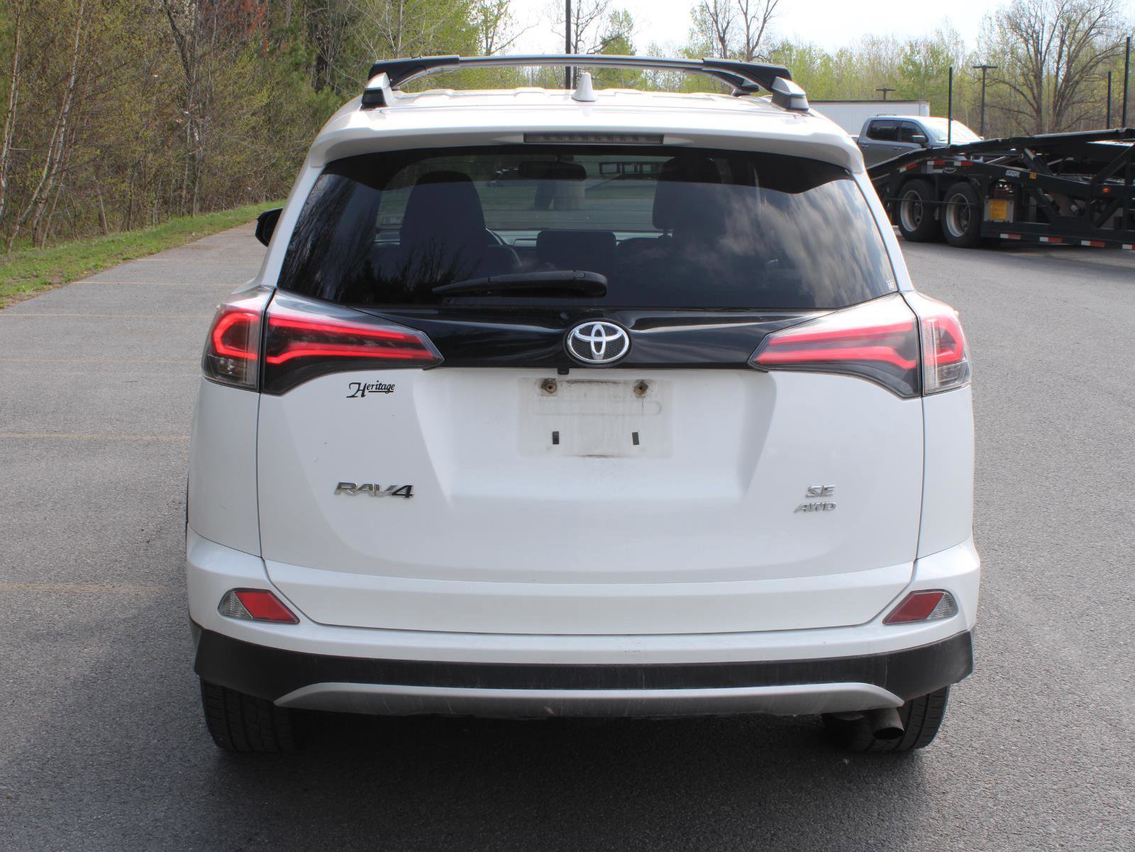 Used 2016 Toyota RAV4 SE AWD/4WD image 6
