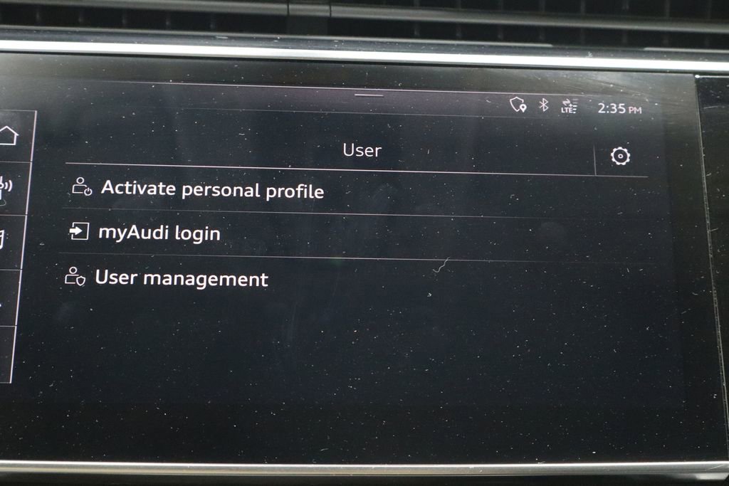 Used 2019 Audi Q8 Premium Plus image 37