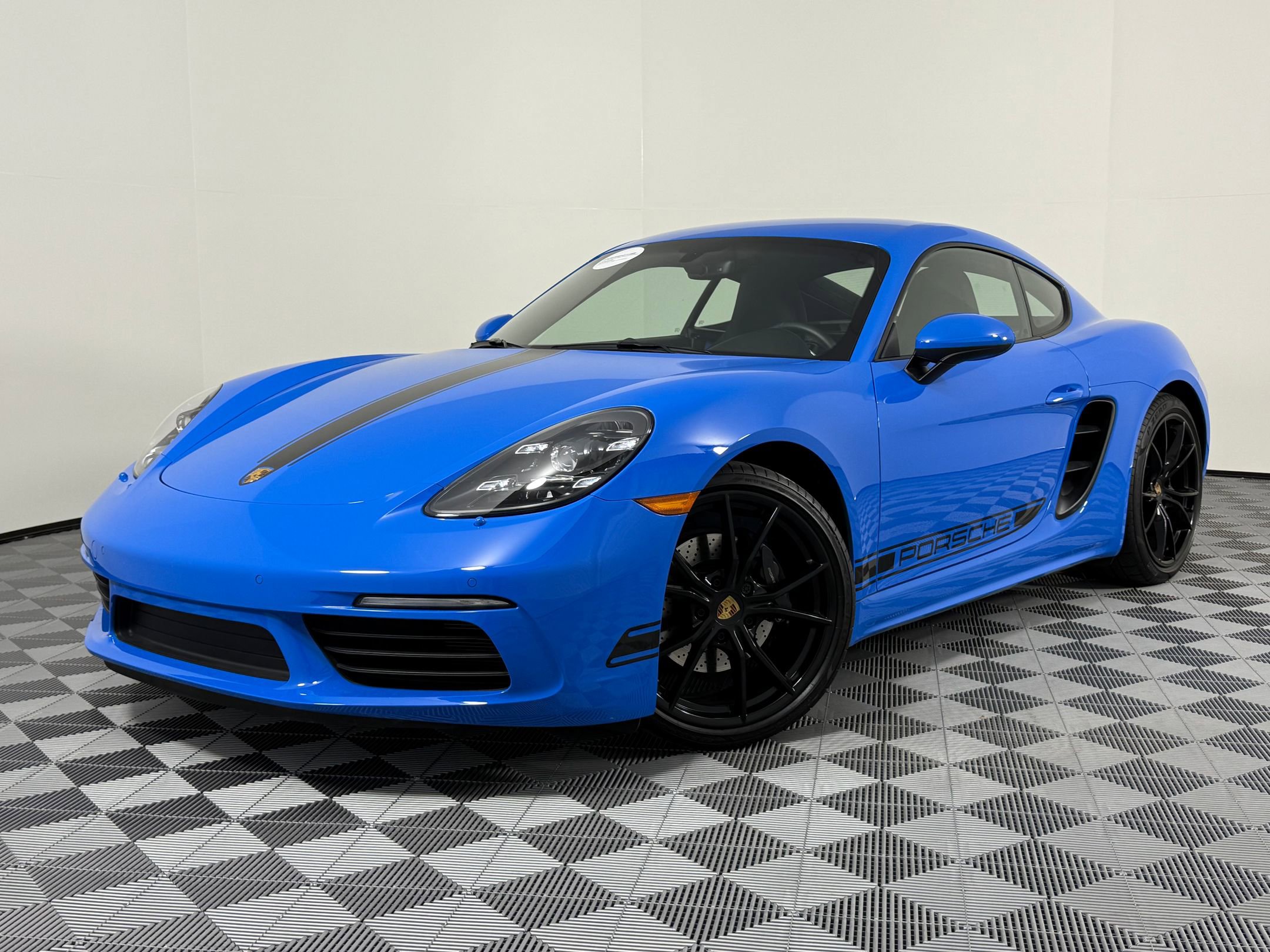 Used 2025 Porsche 718 Cayman