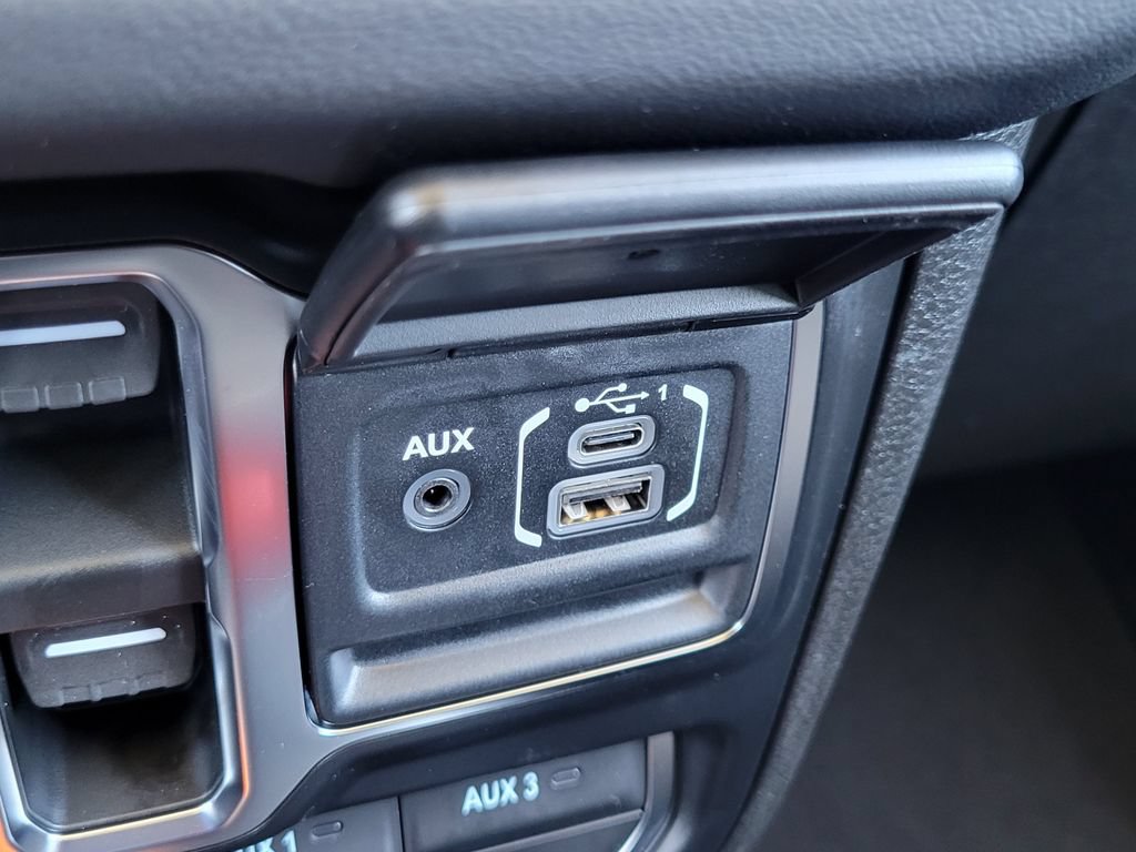 New 2026 Jeep Gladiator Mojave AWD/4WD image 14