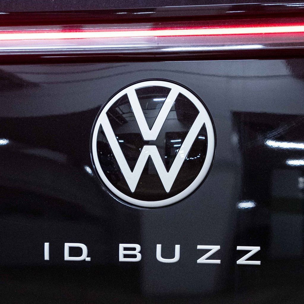 New 2025 Volkswagen ID. Buzz Pro S image 6