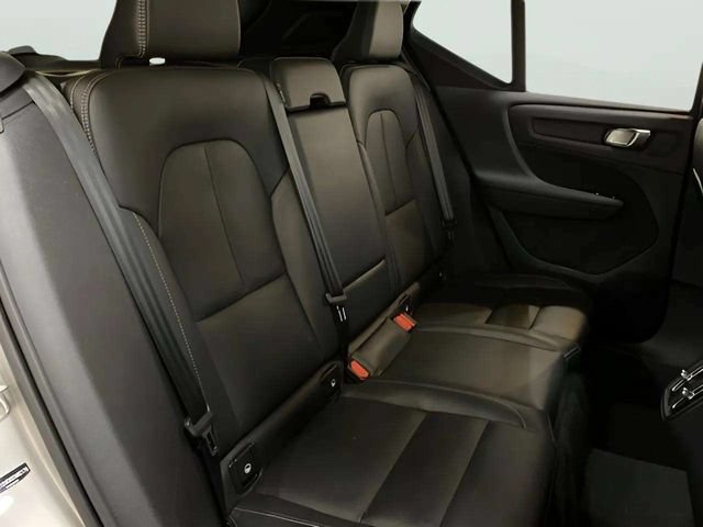 Used 2025 Volvo XC40 B5 Plus AWD/4WD image 73