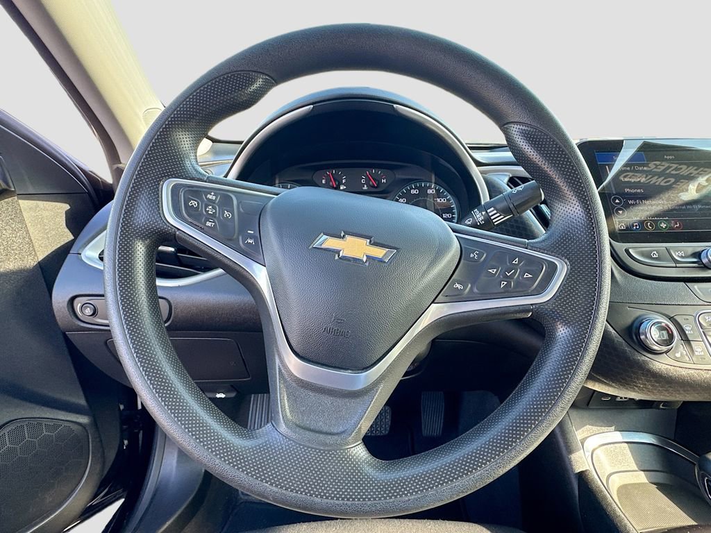 Used 2023 Chevrolet Malibu LT image 11