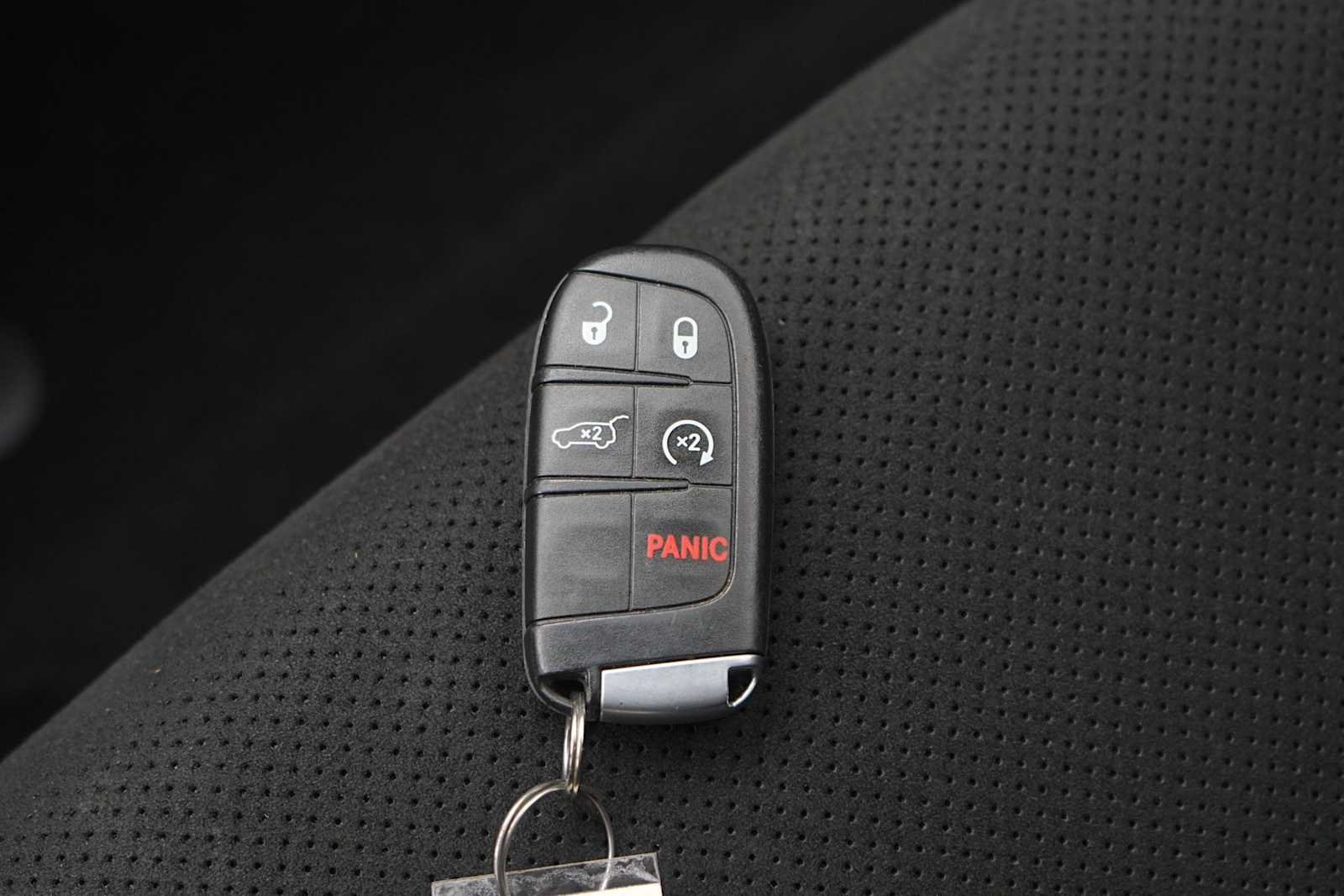 Used 2021 Dodge Durango GT RWD image 28