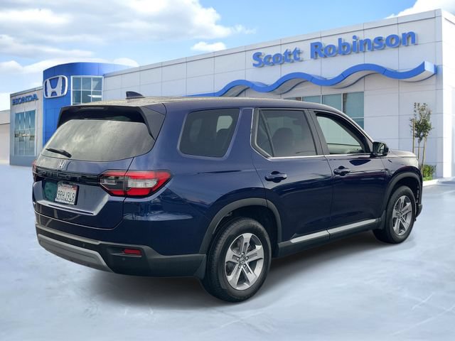 Certified 2025 Honda Pilot EX-L image 4
