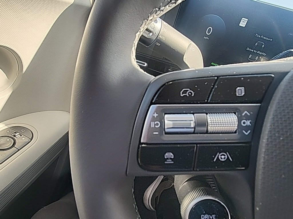 Used 2025 Hyundai Ioniq 5 SEL image 10