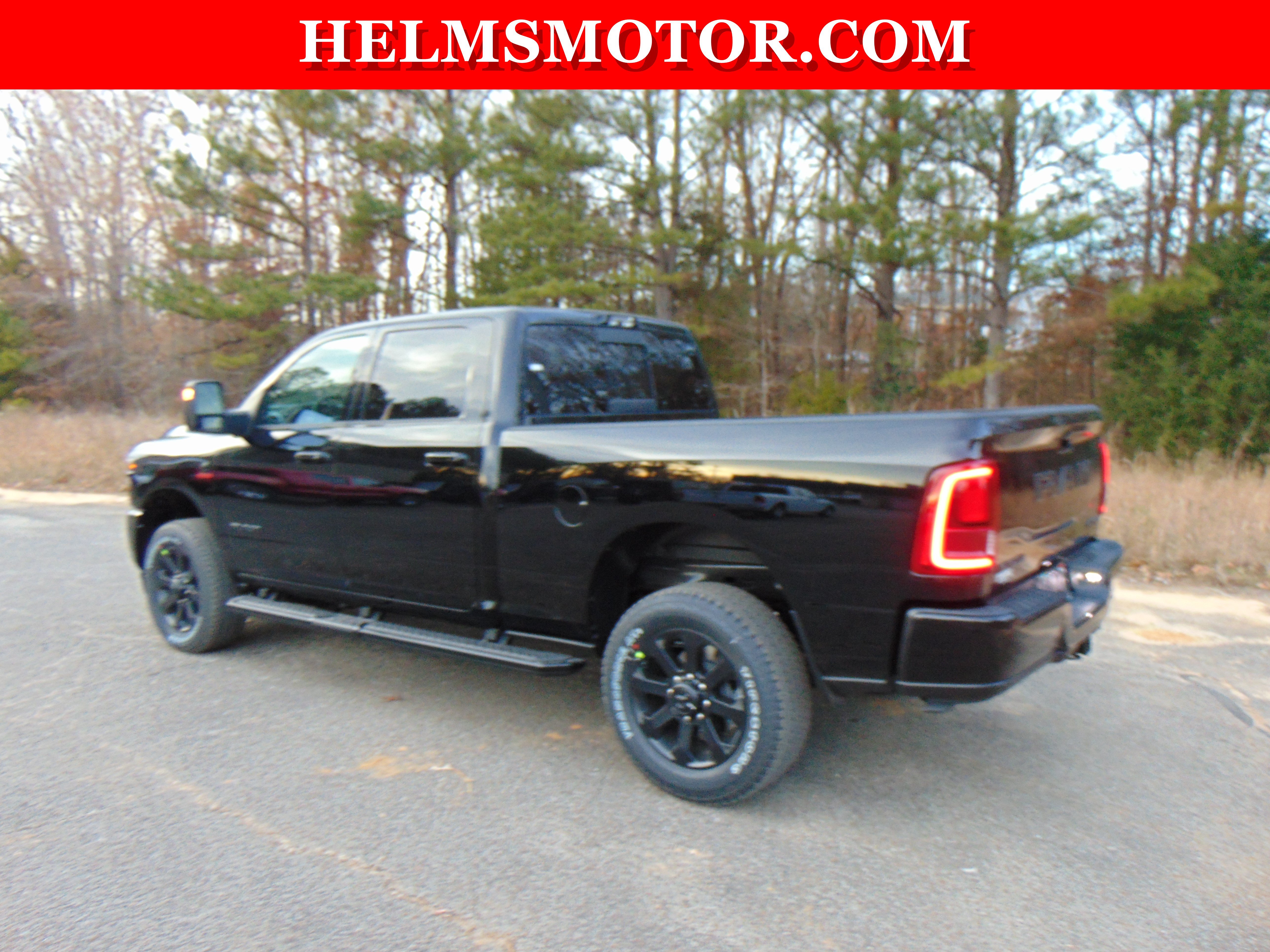 New 2026 RAM 2500 Laramie AWD/4WD image 10