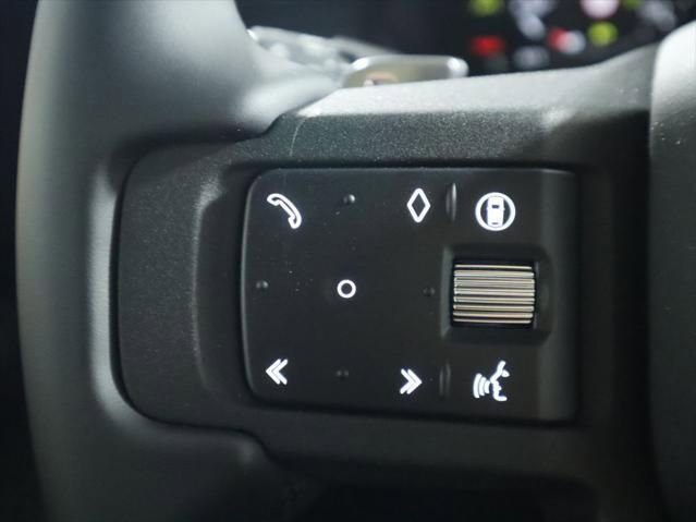 New 2025 Land Rover Defender 130 V8 AWD/4WD image 12