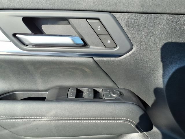 New 2027 GMC Terrain Elevation w/ Elevation Premium Package FWD image 27