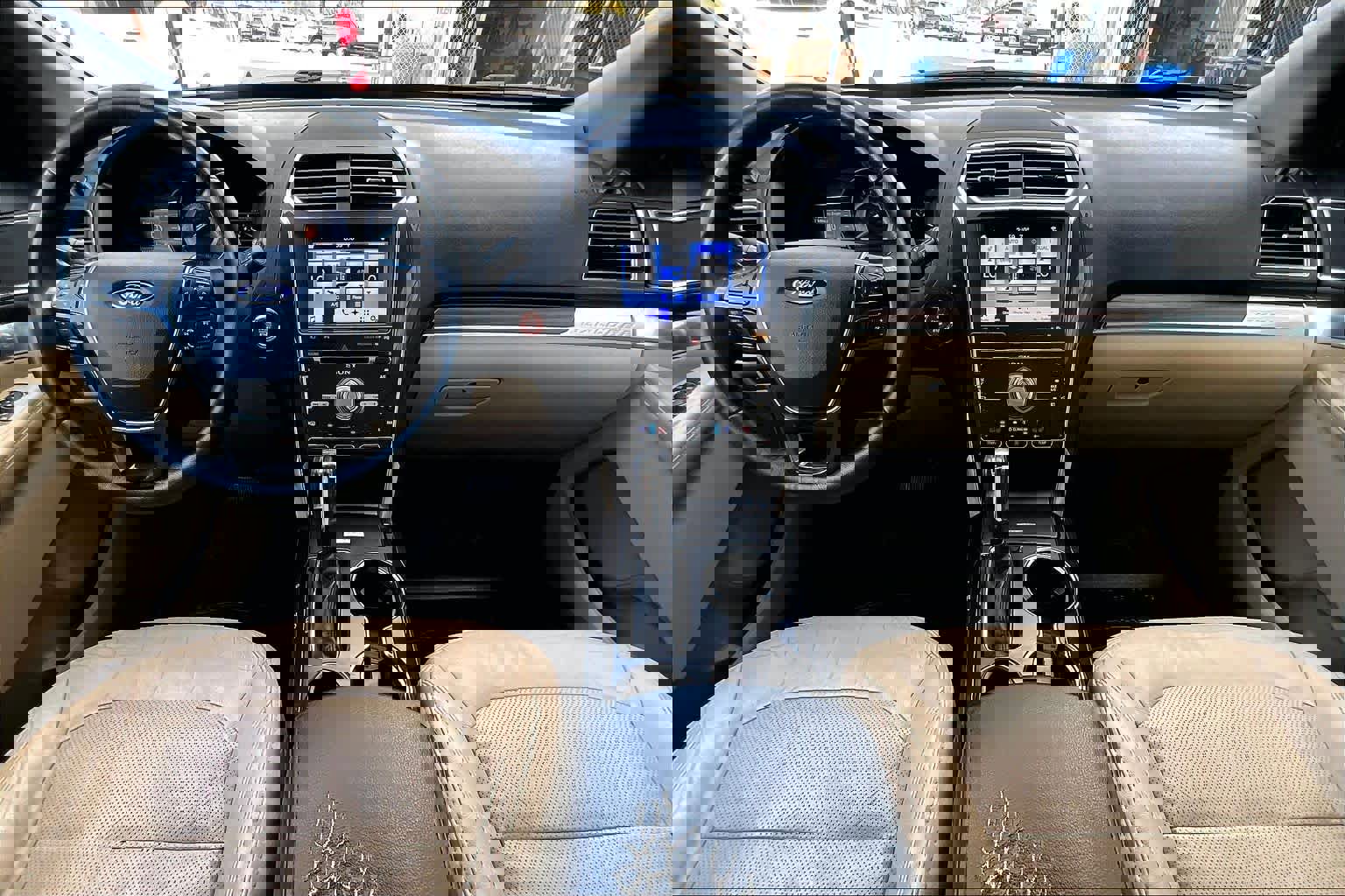 Certified 2017 Ford Explorer Limited image 16