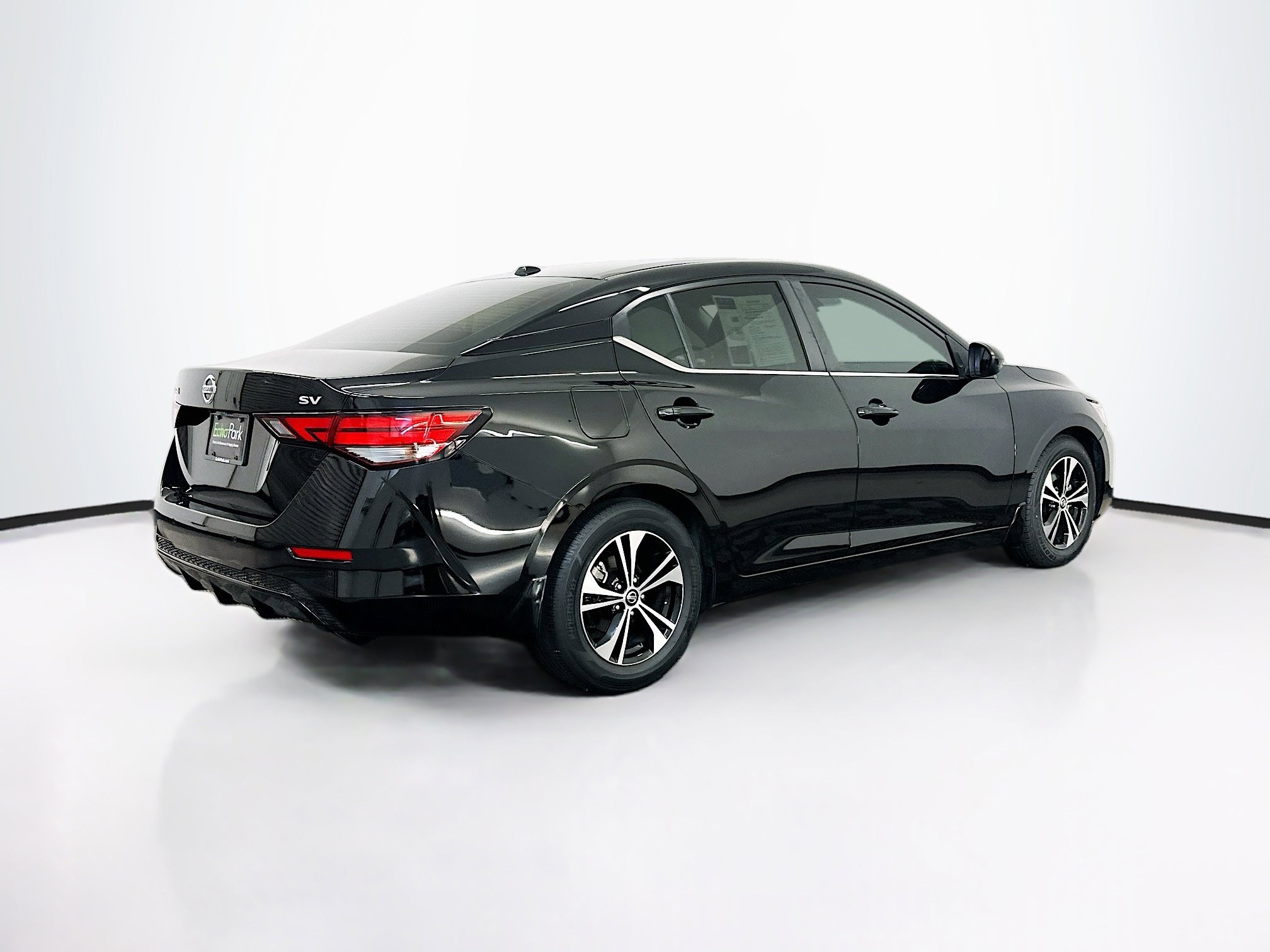 Used 2023 Nissan Sentra SV image 9