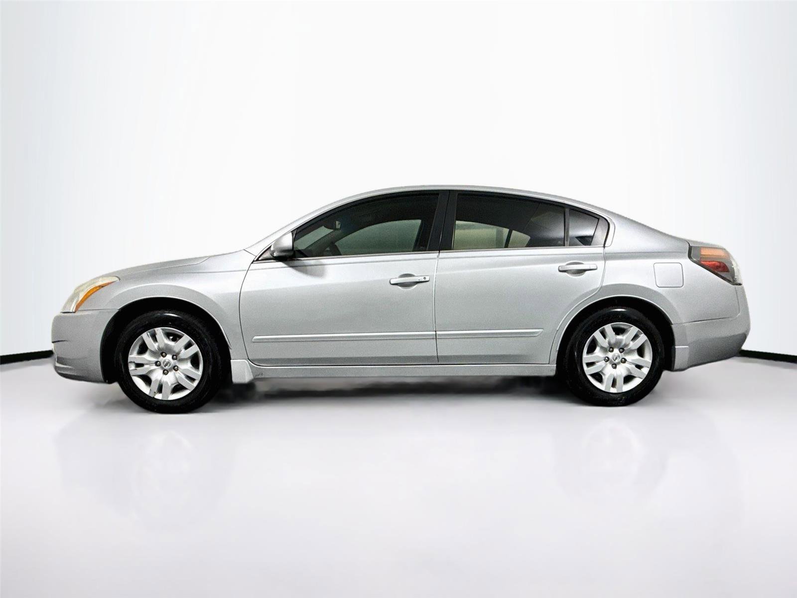 Used 2012 Nissan Altima 2.5 S w/ Value Pkg FWD image 12