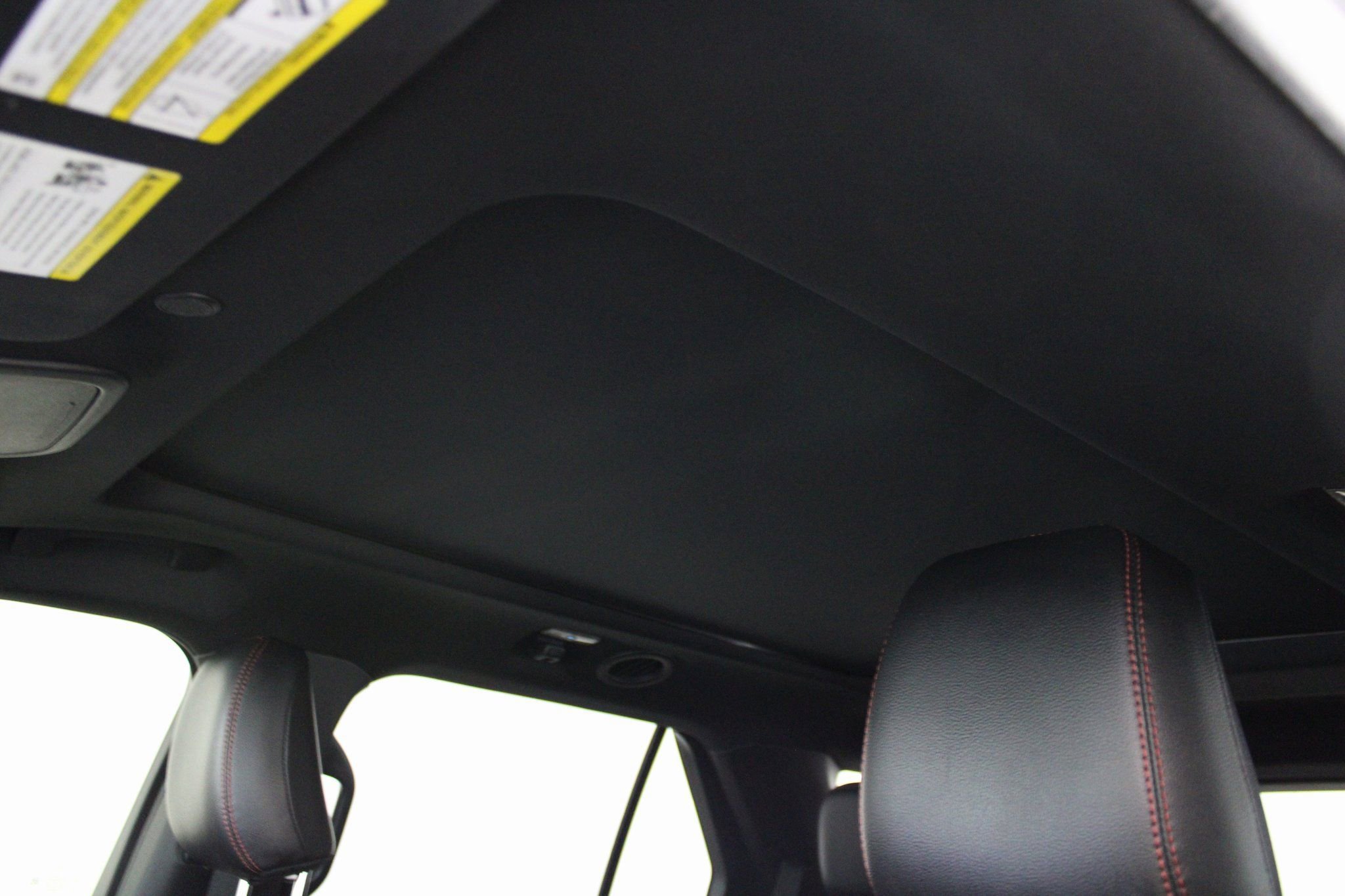 Used 2023 Ford Explorer ST-Line w/ Class IV Trailer Tow Package image 11