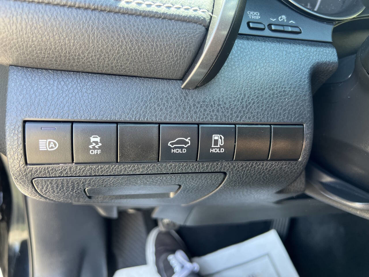 Used 2022 Toyota Camry SE image 28