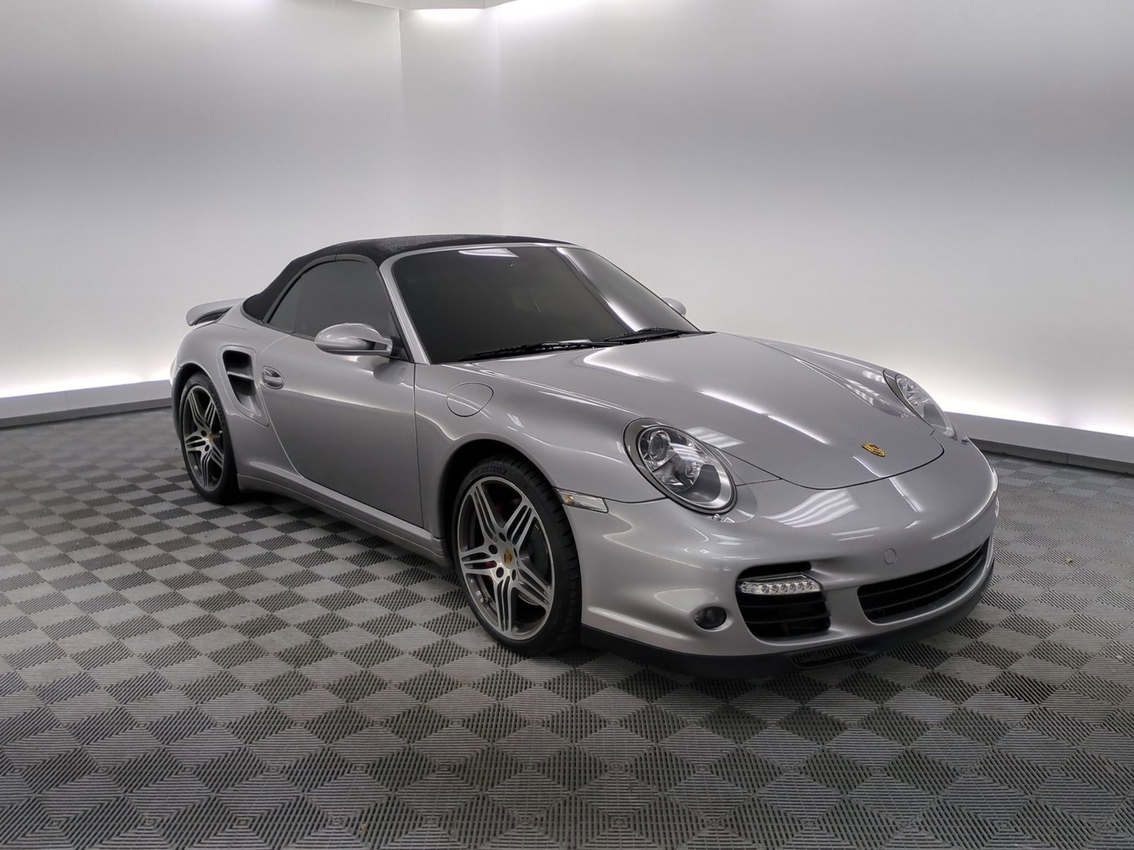 Used 2008 Porsche 911 Turbo image 7