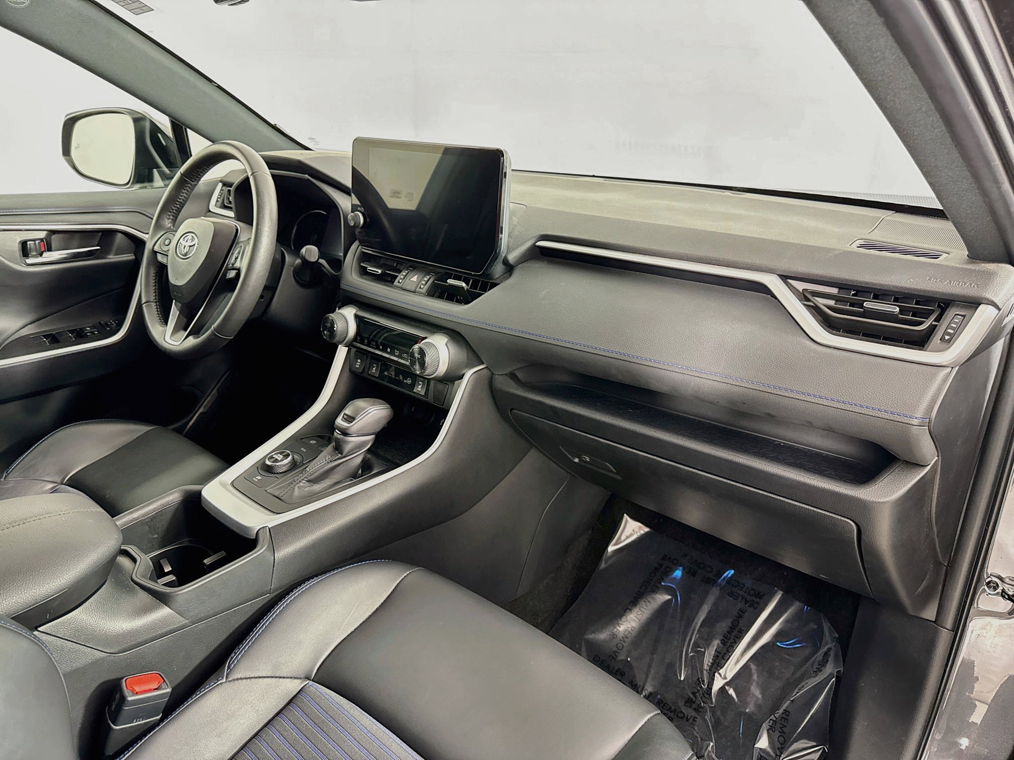 Certified 2024 Toyota RAV4 XSE AWD/4WD image 29