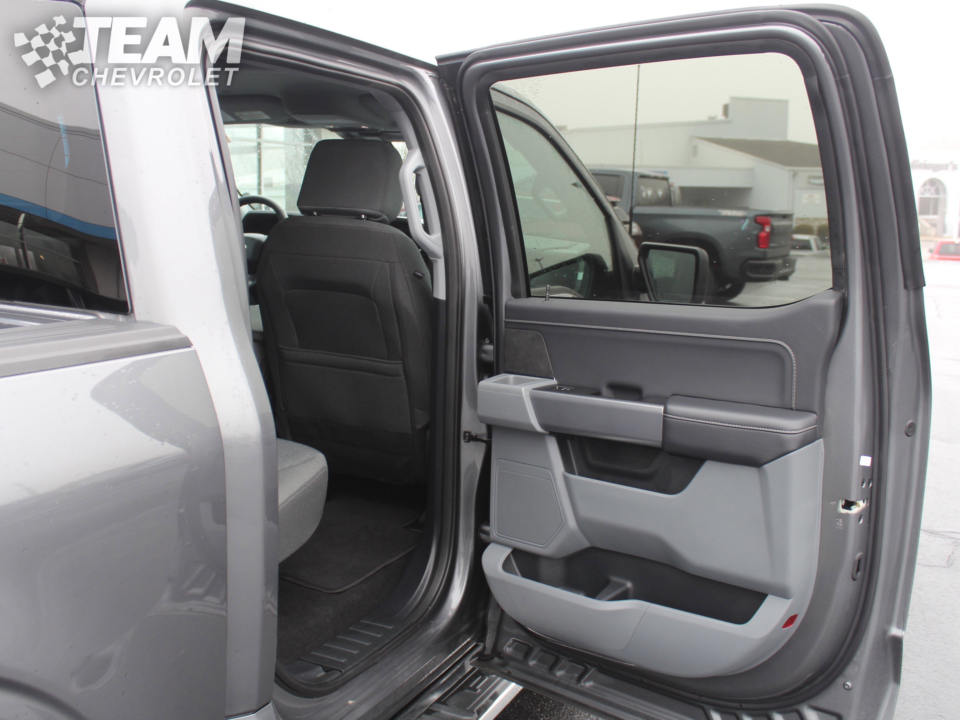 Used 2025 Ford F150 XLT w/ Equipment Group 301A Standard image 22