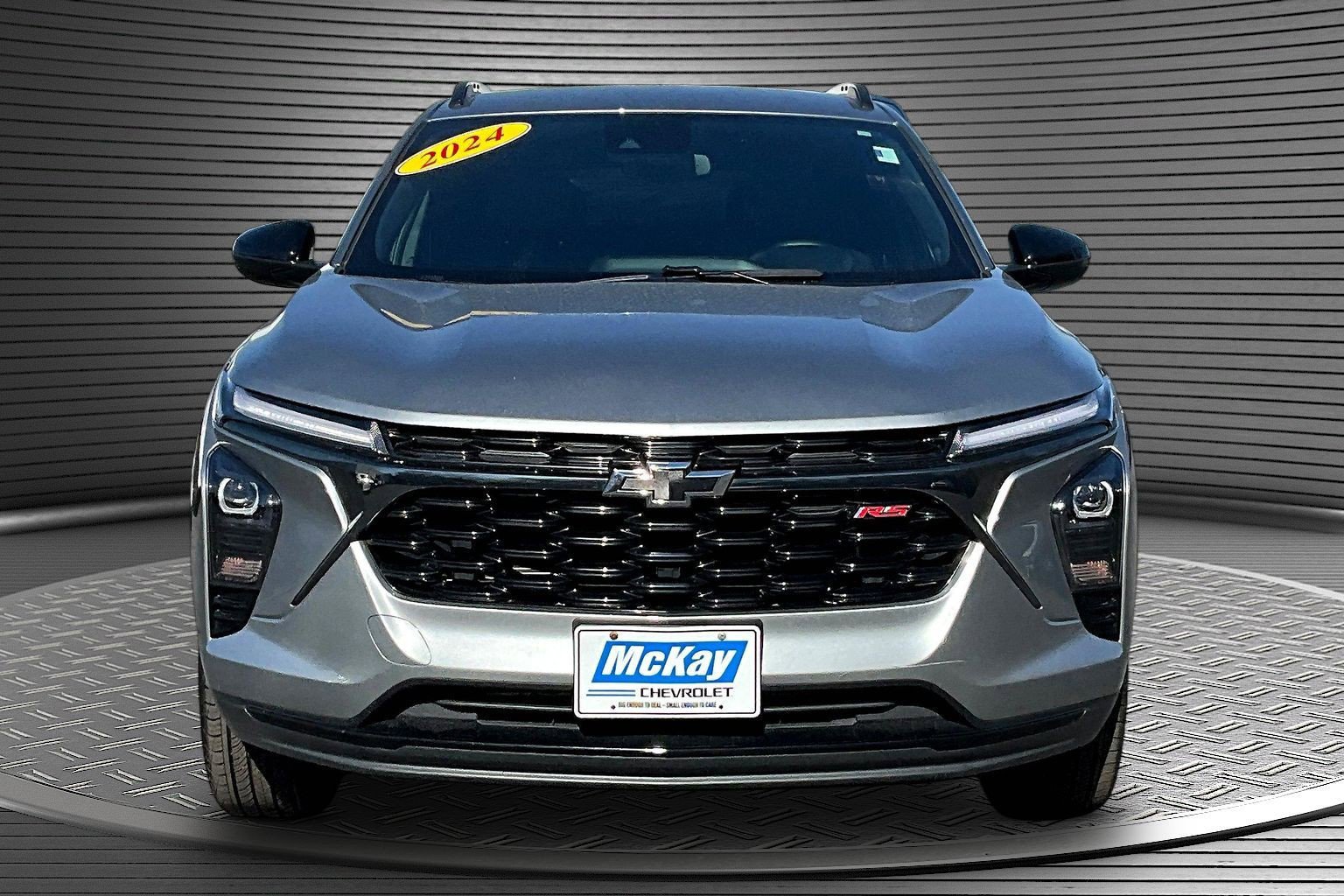 Used 2024 Chevrolet Trax RS w/ Driver Confidence Package FWD image 2