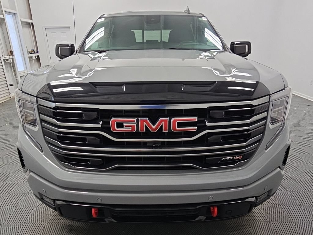 Certified 2025 GMC Sierra 1500 AT4 w/ AT4 Premium Package AWD/4WD image 4