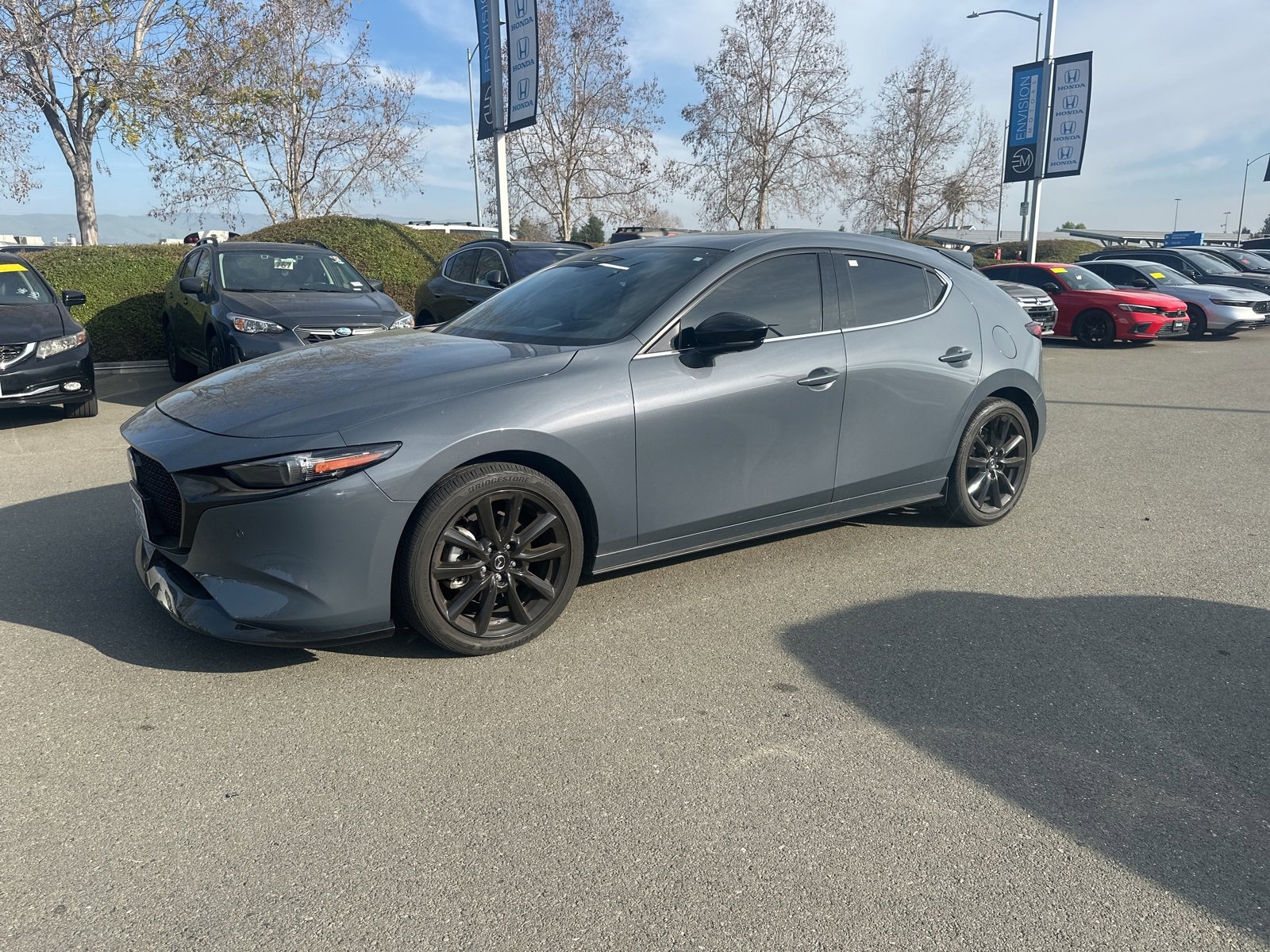 Used 2024 MAZDA MAZDA3 Hatchback w/Premium Plus Pkg image 5