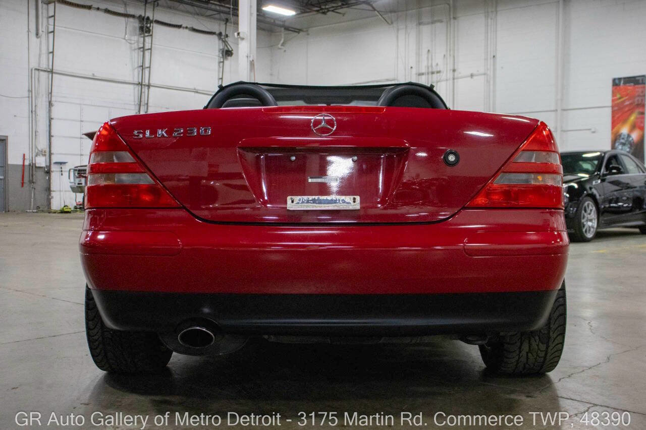 Used 1998 Mercedes-Benz SLK 230 image 7