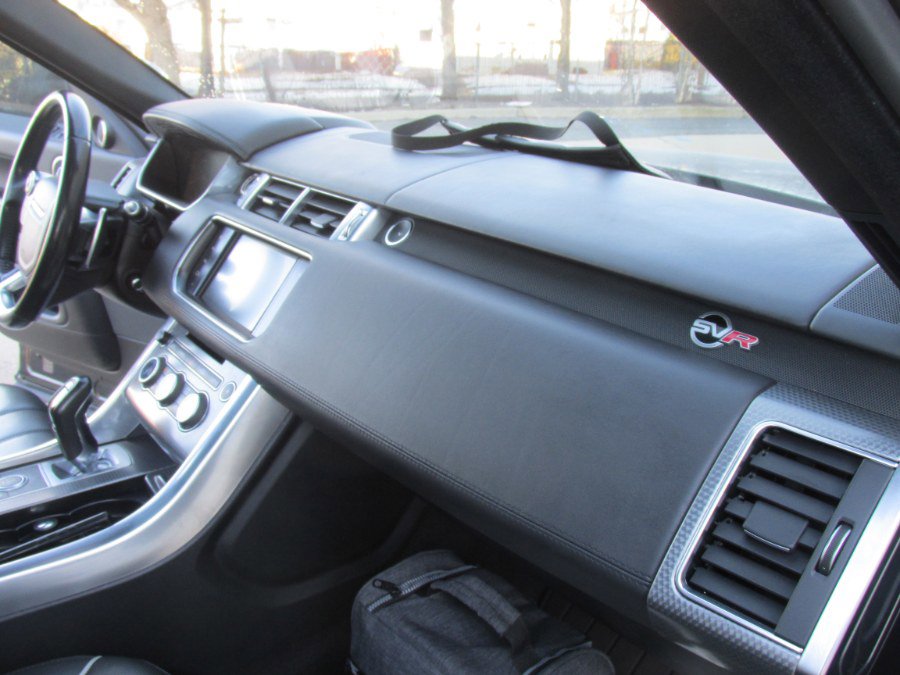 Used 2016 Land Rover Range Rover Sport SVR image 70