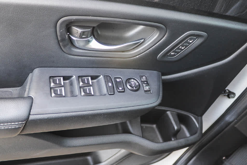 Used 2023 Honda Pilot Elite image 23