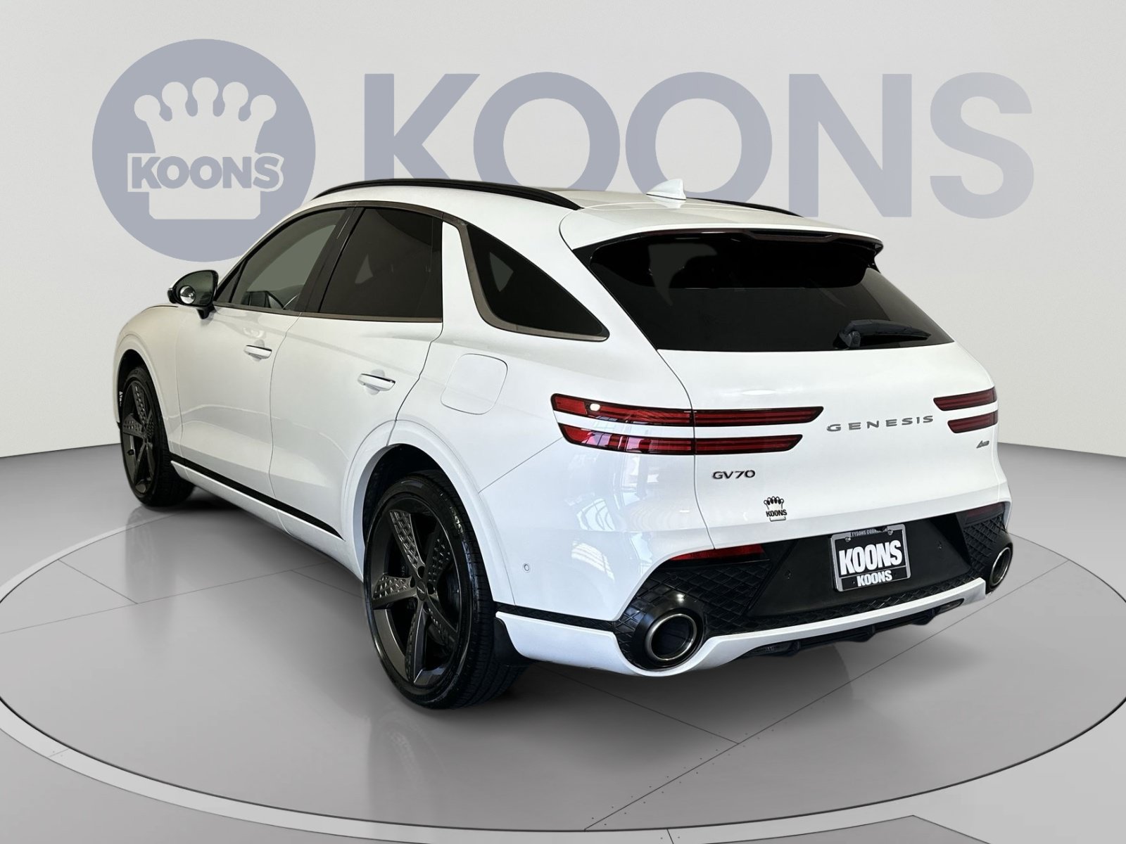 Used 2023 Genesis GV70 2.5T w/ Sport Prestige Package AWD/4WD image 4