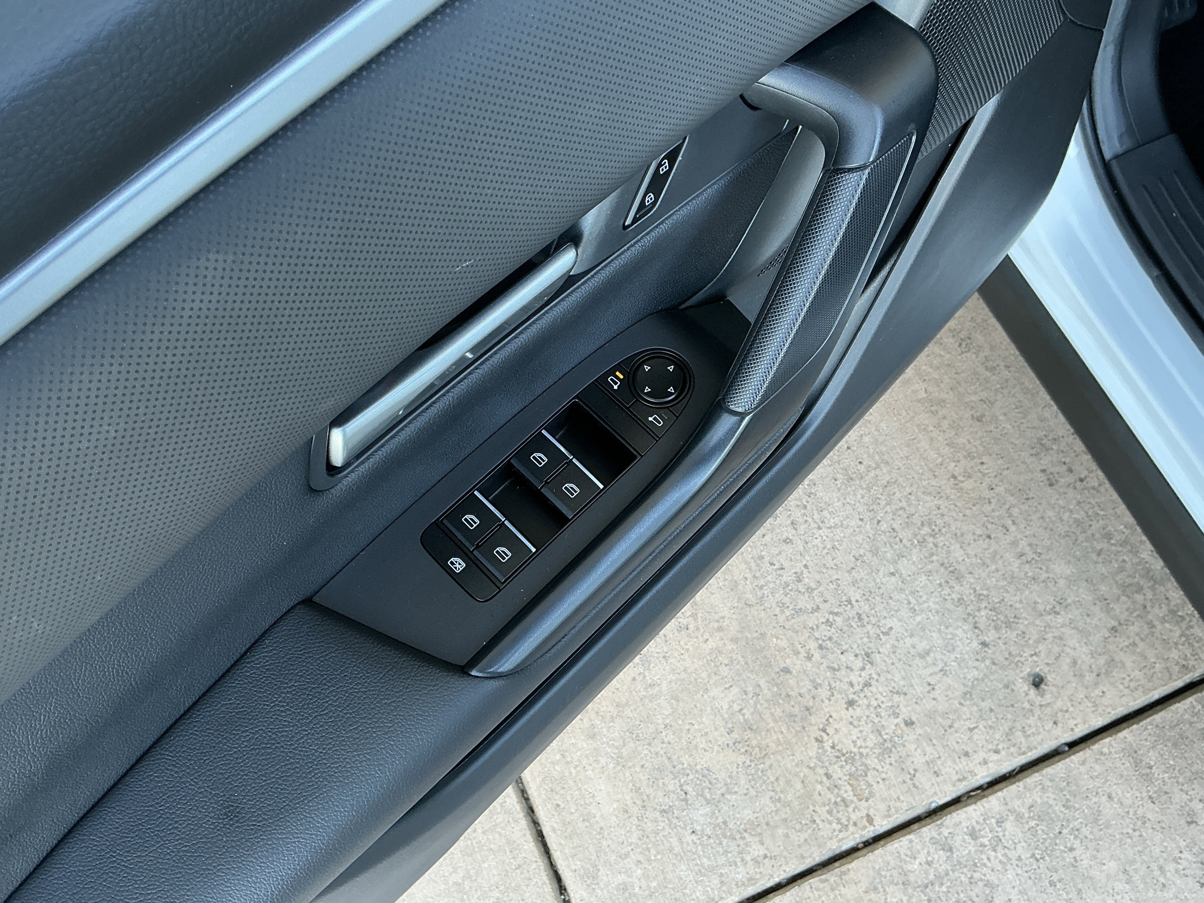 Used 2024 MAZDA CX-50 AWD 2.5 S w/ Weather Package image 15