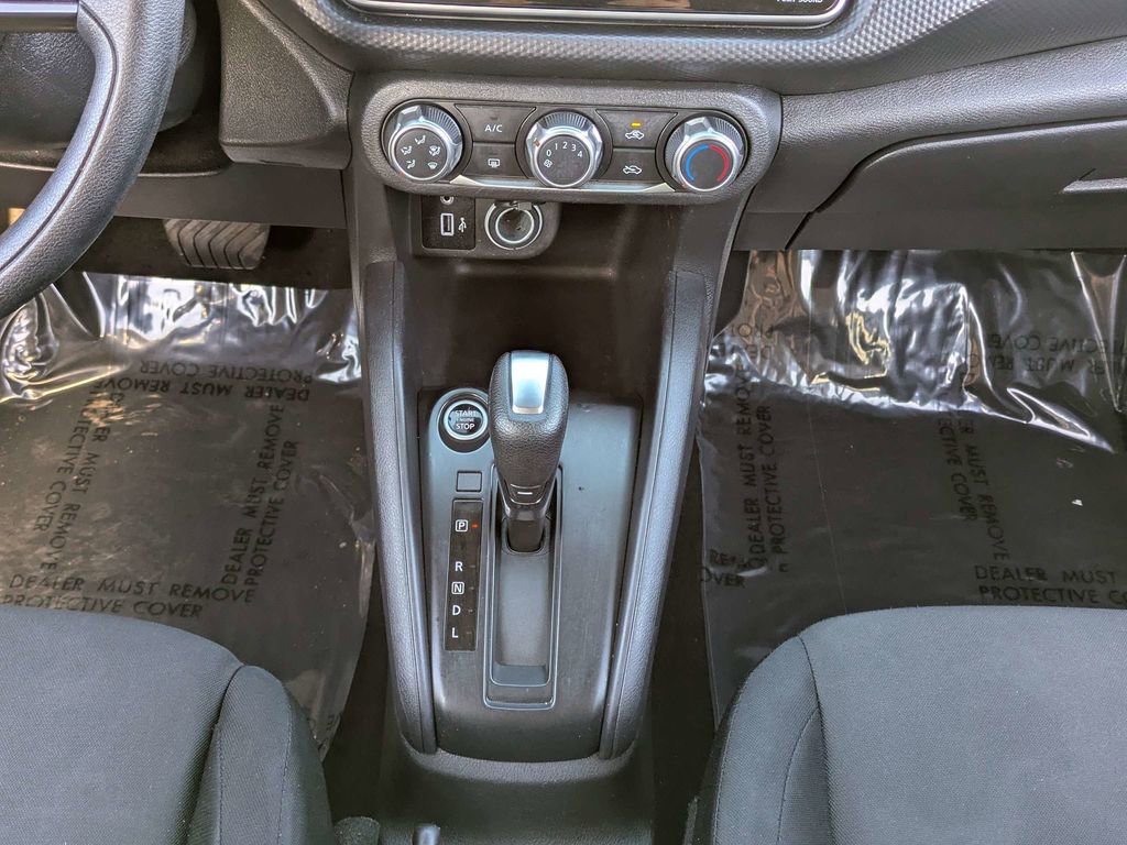 Used 2024 Nissan Kicks S image 19