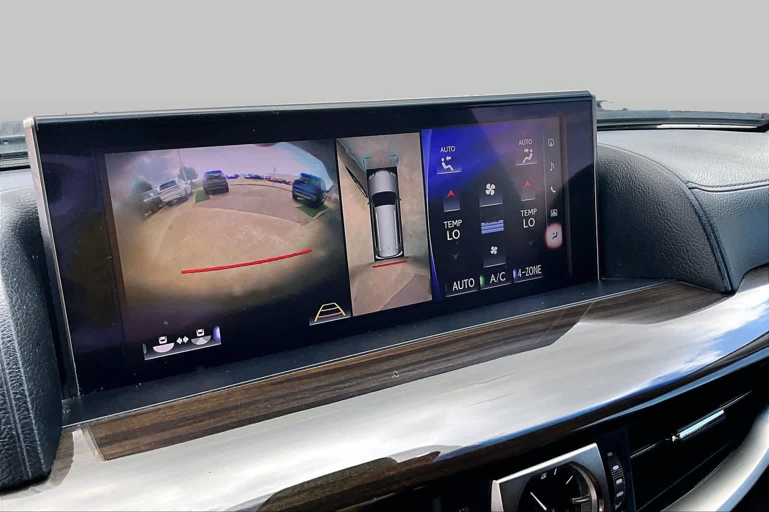 Used 2016 Lexus LX 570 4WD w/ Luxury Package image 27