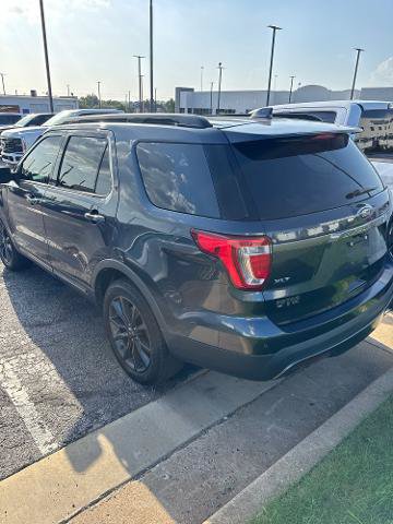 Certified 2017 Ford Explorer XLT w/ Equipment Group 202A AWD/4WD image 4