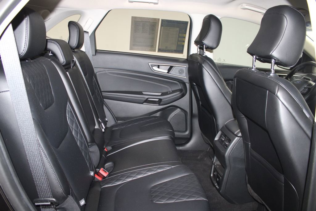 Used 2024 Ford Edge Titanium AWD/4WD image 29