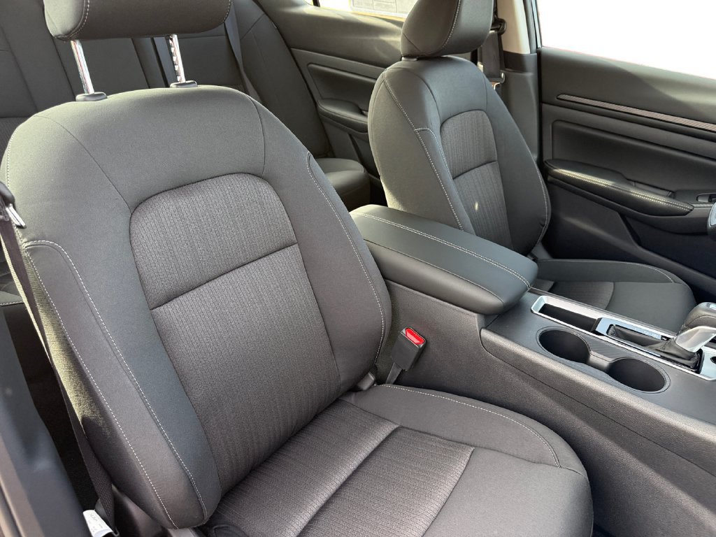 New 2026 Nissan Altima 2.5 SV FWD image 15