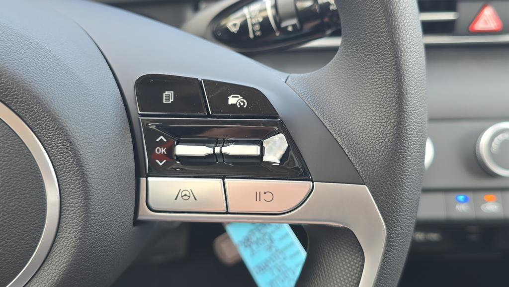 New 2026 Hyundai Elantra SE FWD image 24