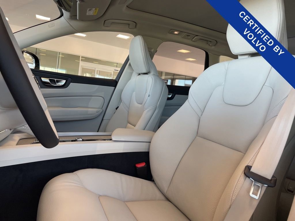 New 2025 Volvo XC60 B5 Plus w/ Protection Package Premier image 7