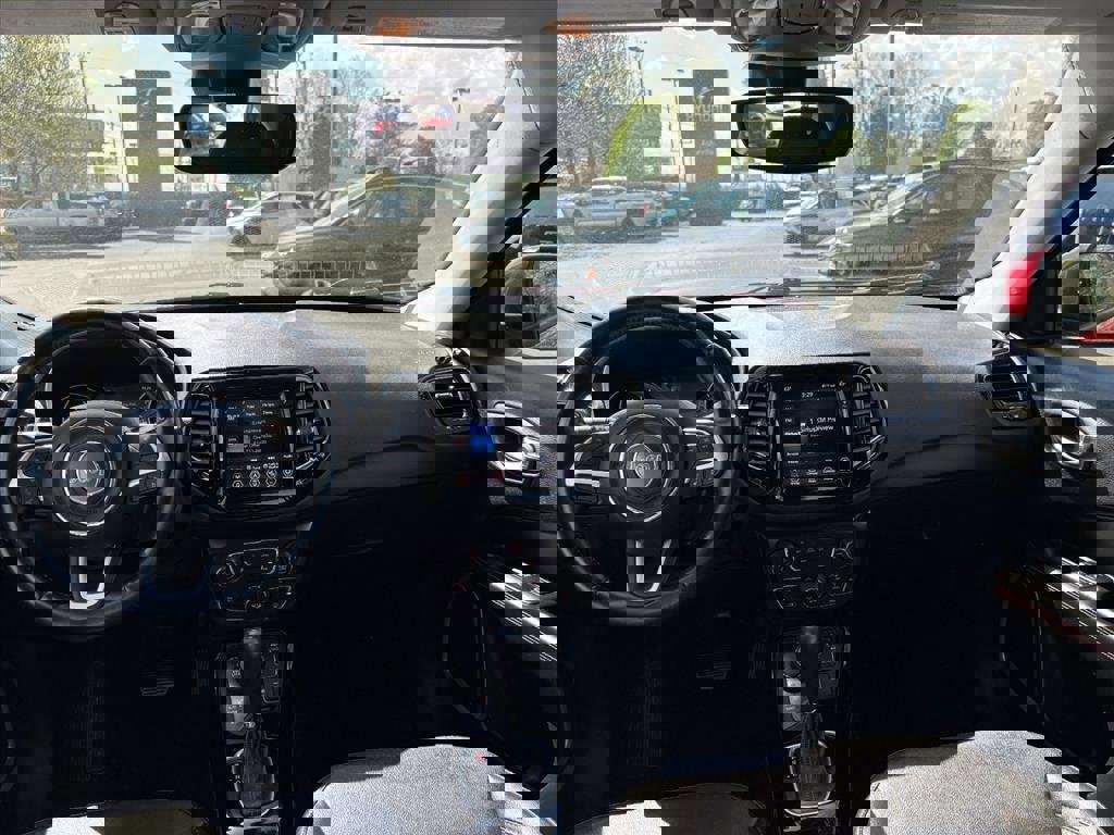 Used 2021 Jeep Compass Limited image 6