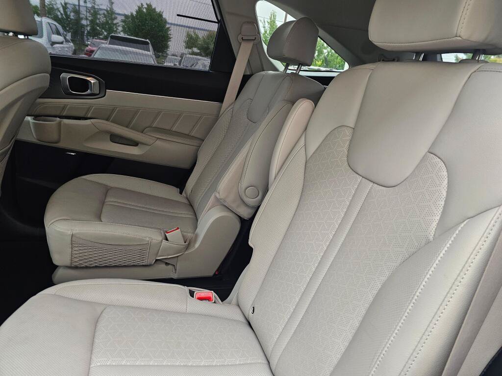 Used 2023 Kia Sorento SX Prestige AWD/4WD image 19