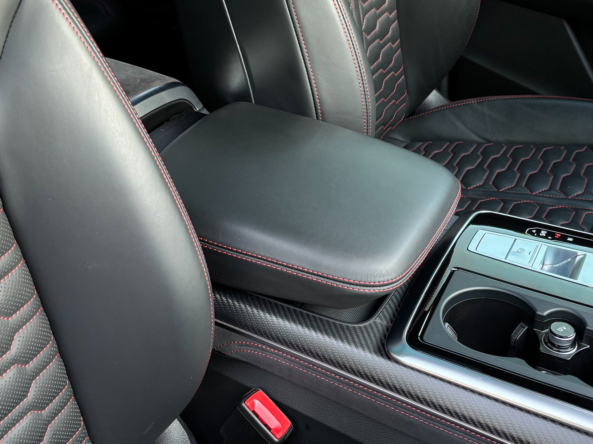 Used 2023 Audi RS Q8 w/ Black Optic Package image 27