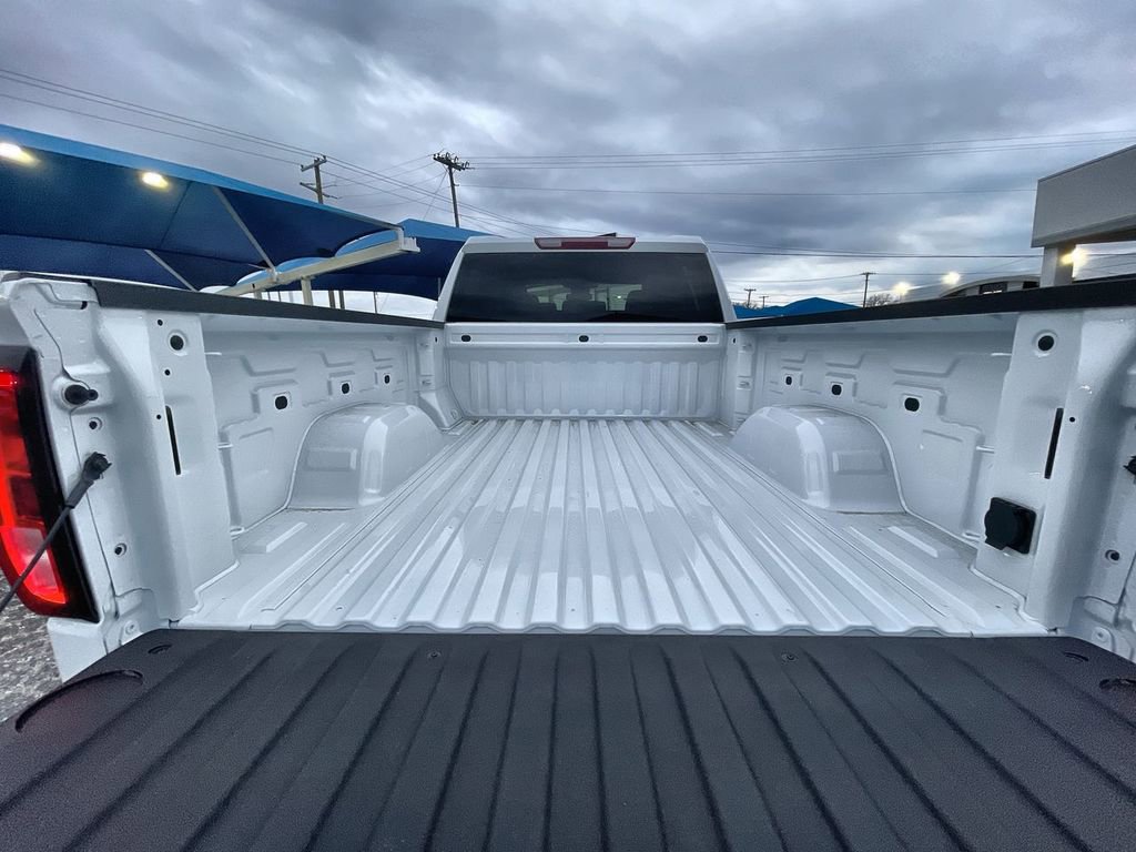 New 2025 GMC Sierra 1500 Elevation image 34