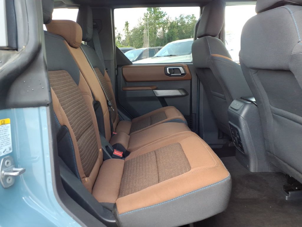 Used 2022 Ford Bronco Outer Banks AWD/4WD image 16