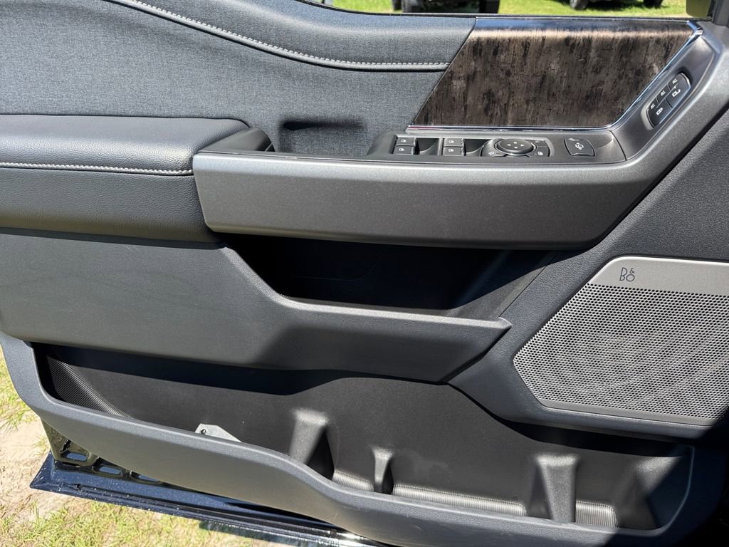 New 2026 Ford F250 Lariat image 22