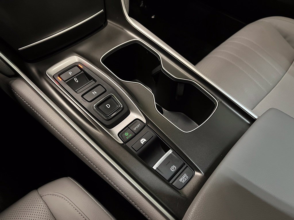 Used 2018 Honda Accord Touring image 7