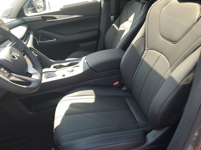 New 2027 INFINITI QX60 Luxe w/ Family Package AWD/4WD image 21