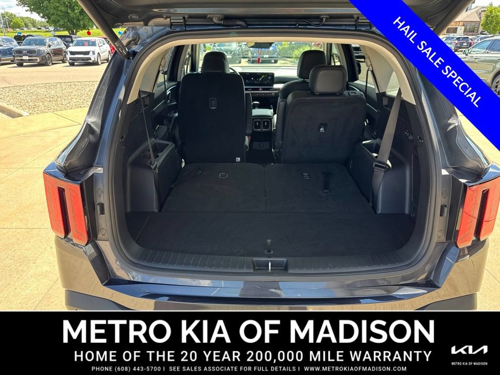 Used 2025 Kia Sorento EX FWD image 41