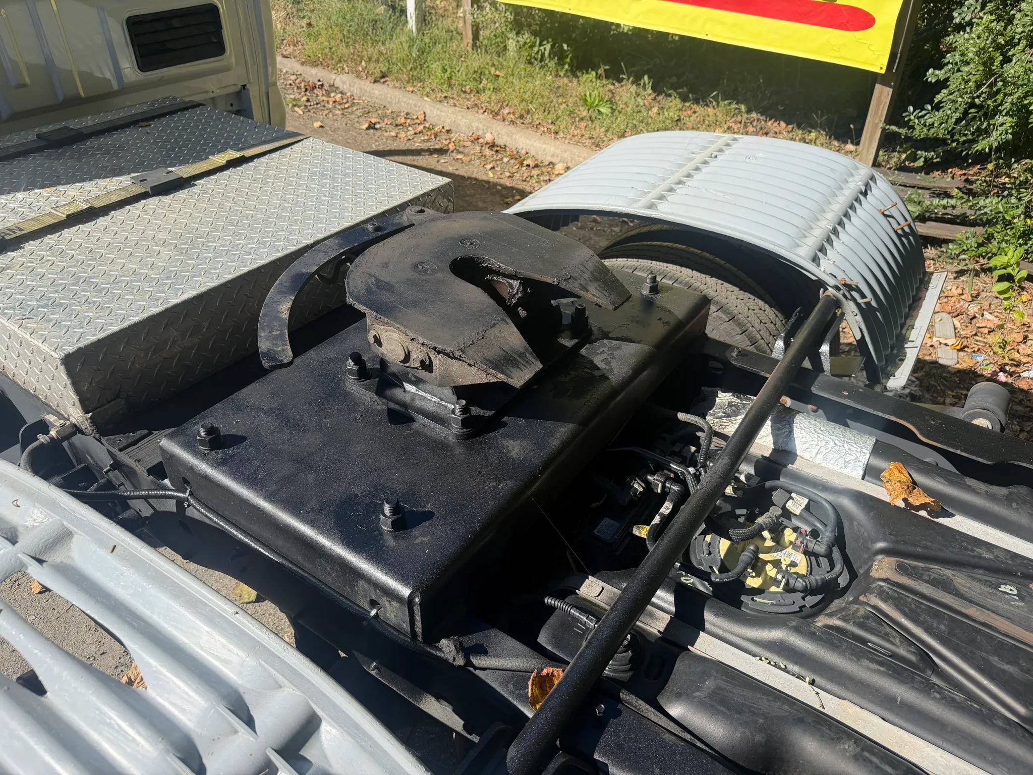 Used 2024 Ford F350 XL w/ Snow Plow Prep Package AWD/4WD image 5