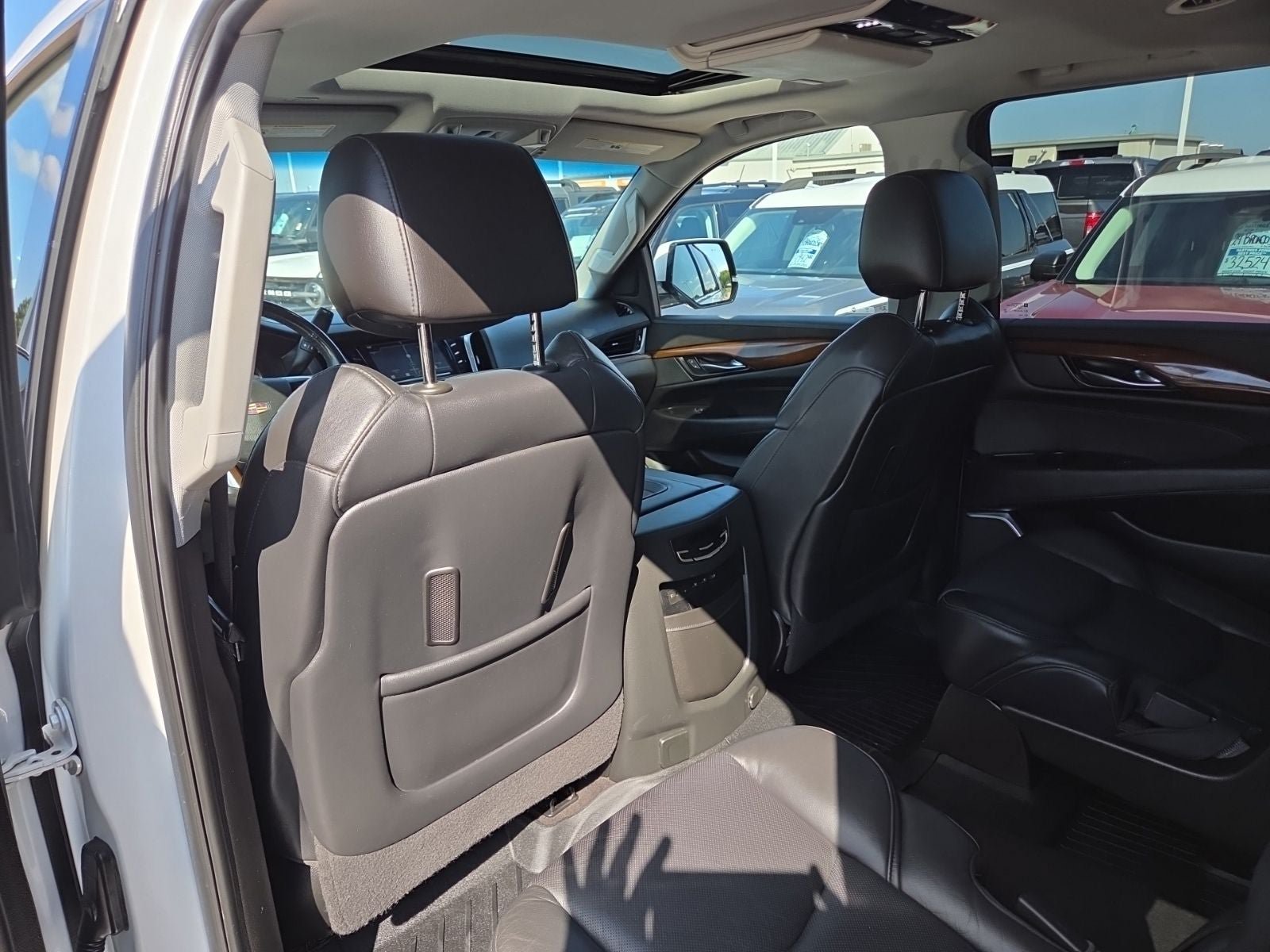 Used 2020 Cadillac Escalade ESV Premium Luxury AWD/4WD image 47