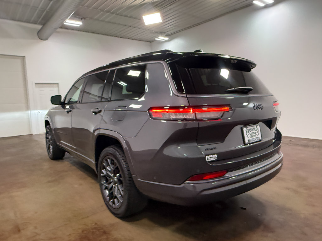 Used 2026 Jeep Grand Cherokee L Summit w/ Obsidian Package AWD/4WD image 35
