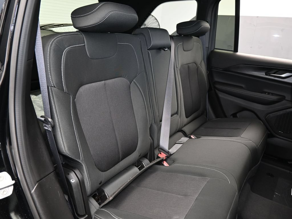 New 2026 Jeep Grand Cherokee Laredo X AWD/4WD image 34